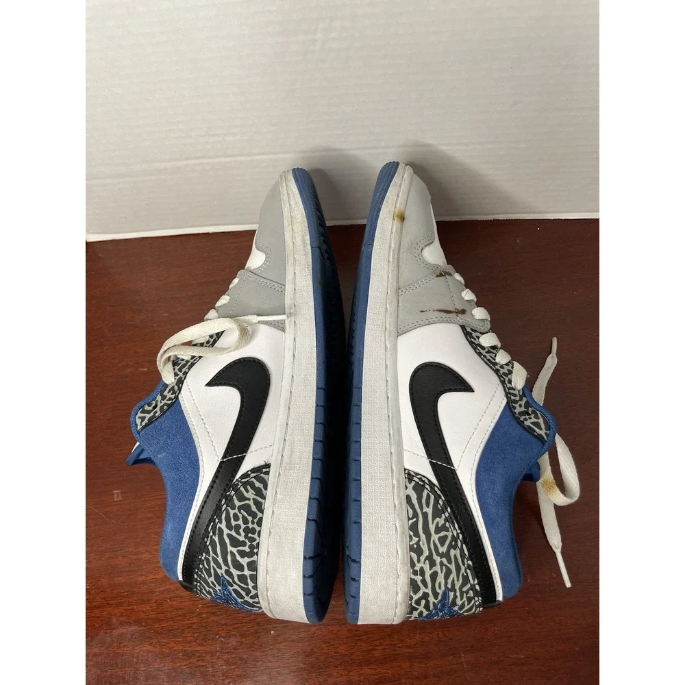 Air Jordan 1 Low SE True Blue Sneakers White Grey Black DM1199-140 Size 9.5 - Picture 7 of 10